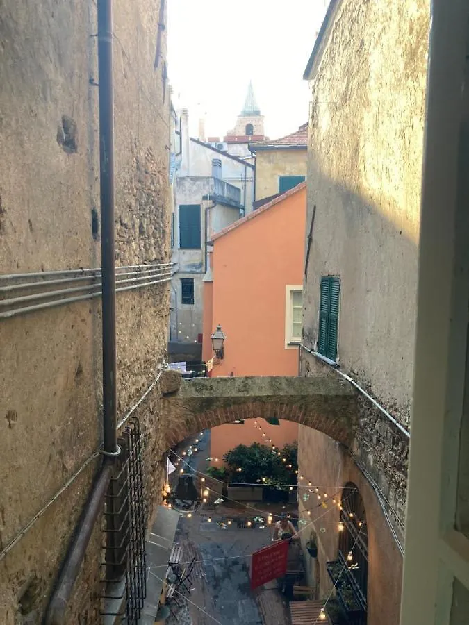 Hotel Archivolto Del Teatro à Albenga Italie
