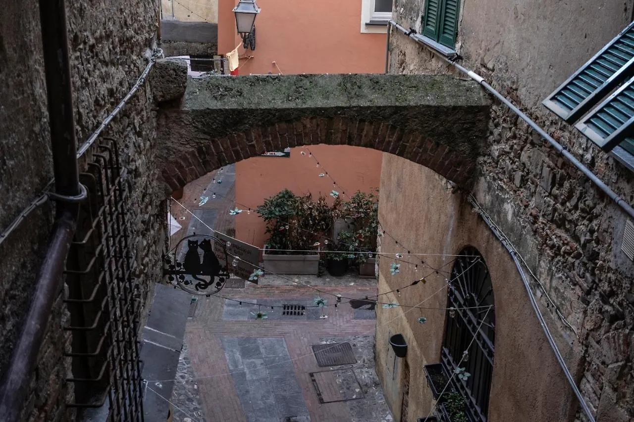 Hotel Archivolto Del Teatro à Albenga 0*,  Italie