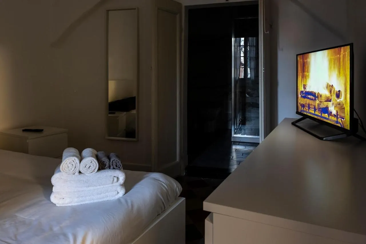 Hotel Archivolto Del Teatro à Albenga Maison d'hôtes