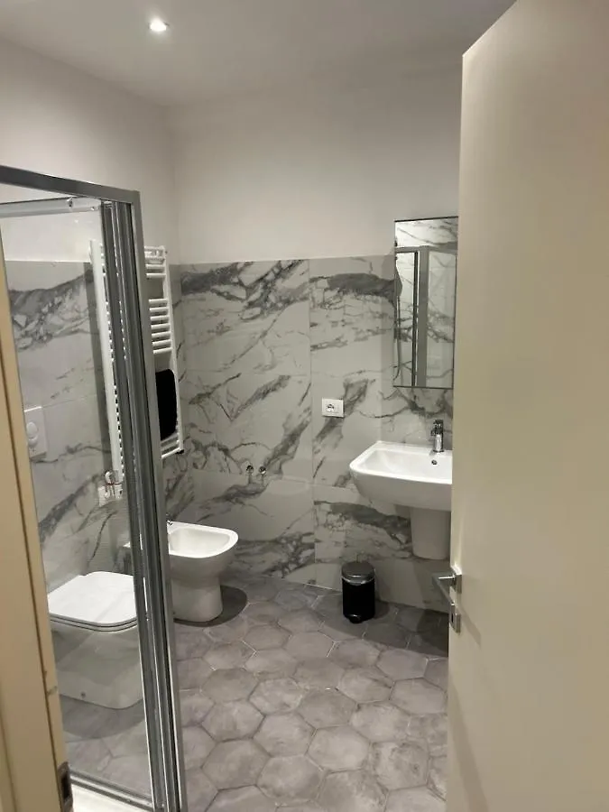 Maison d'hôtes Hotel Archivolto Del Teatro à Albenga Italie