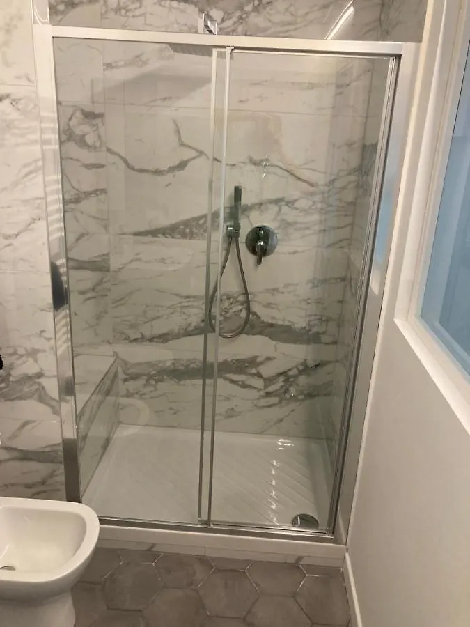 Archivolto Del Teatro Hotel Albenga Guest house