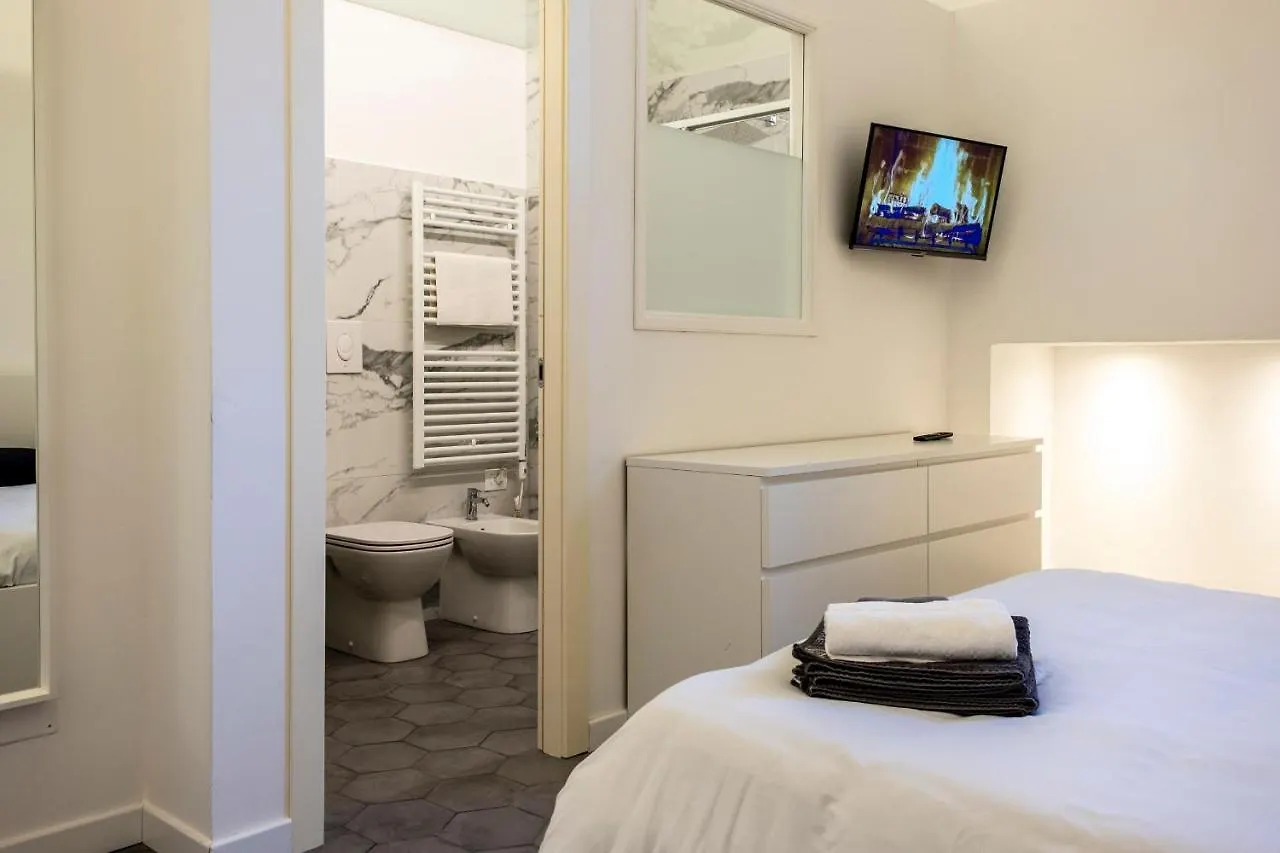 Archivolto Del Teatro Hotel Albenga